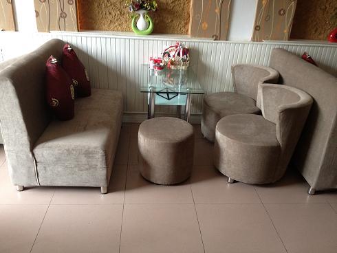 Sofa cafe 10