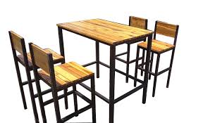 Bàn ghế beer club kiểu cao sử dụng gỗ và sắt